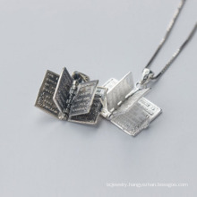 Shangjie OEM joyas 2021 Cross Valentine's Day Book Necklaces Jewelry Dainty Sterling Silver Bible Pendant Couple Necklaces
